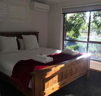 Holly House BnB - Accommodation Adelaide