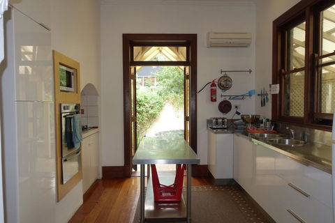 Home Central Perth - Accommodation Adelaide 1