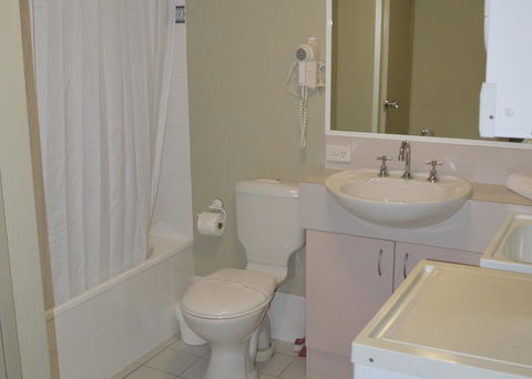 Horizons 113 - Accommodation Adelaide 3