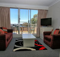 Horizons 213/10 Kosciuszko Road - Accommodation Adelaide