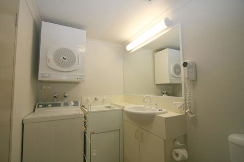 Horizons 219/10 Kosciuszko Road - Accommodation Adelaide 1
