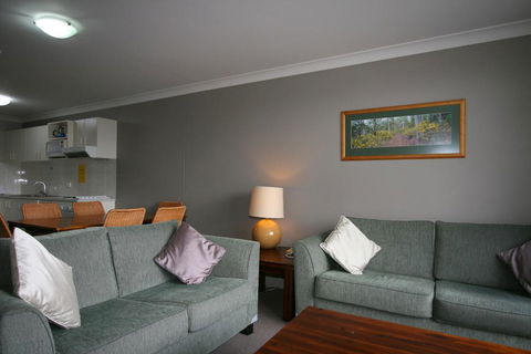 Horizons 219/10 Kosciuszko Road - Accommodation Adelaide 0