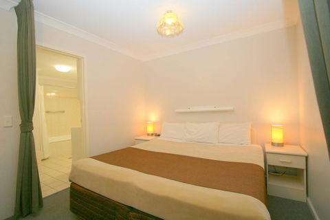 Horizons 417/10 Kosciuszko Road - Accommodation Adelaide 2