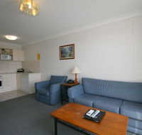 Horizons 417/10 Kosciuszko Road - Accommodation Adelaide