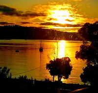 Islandview Beachhouse - 60m down driveway to Beach Dover Tasmania - Accommodation Adelaide