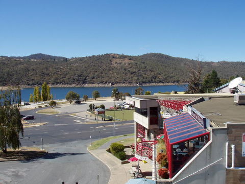 Jasper 1 Town Centre Jindabyne - Accommodation Adelaide 0