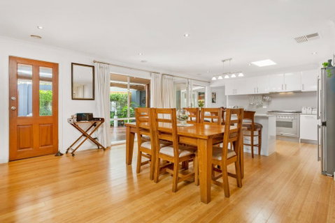 KARINYA - MORNINGTON - Accommodation Adelaide 2