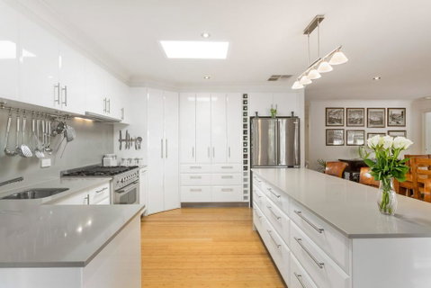 KARINYA - MORNINGTON - Accommodation Adelaide 1