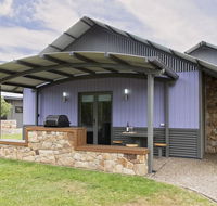 Kickenback Studio - Contemporary accommodation in the heart of Crackenback - Accommodation Adelaide
