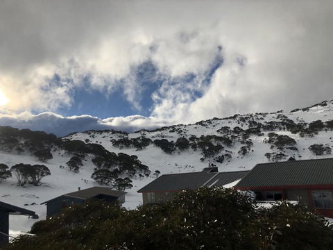 Knockshannoch Ski Lodge - Accommodation Adelaide 3