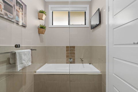 La Sienna - Accommodation Adelaide 1