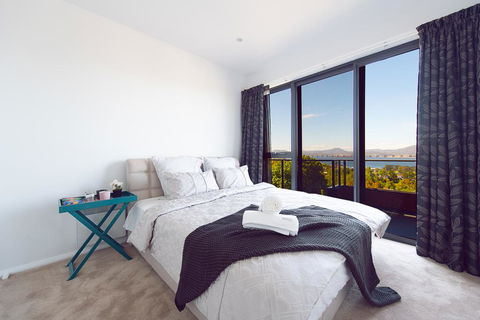 La Vie Luxury Bay View - Accommodation Adelaide 3