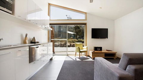 Lake Crackenback Resort & Spa - Accommodation Adelaide 1