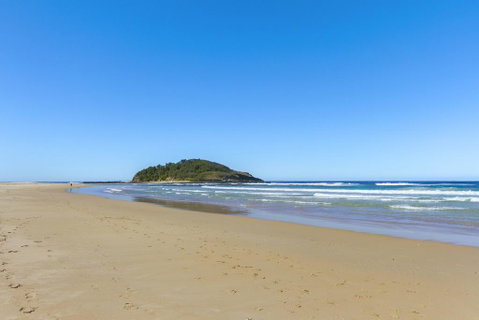 Lake Frontage Family Fun Home - Accommodation Adelaide 1