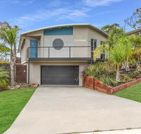 Lake House - Accommodation Adelaide