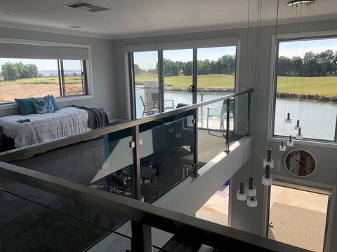 Lake Resort On Black Bull - Accommodation Adelaide 2