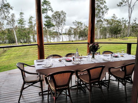 Lake Tinaroo Waterfrontage - Accommodation Adelaide 1