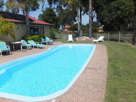 Lakes Entrance Country Cottages - Accommodation Adelaide 0