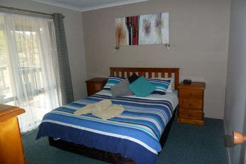 Lakes Entrance Country Cottages - Accommodation Adelaide 1