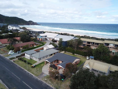 LIFES A BEACH 1 - Accommodation Adelaide 0