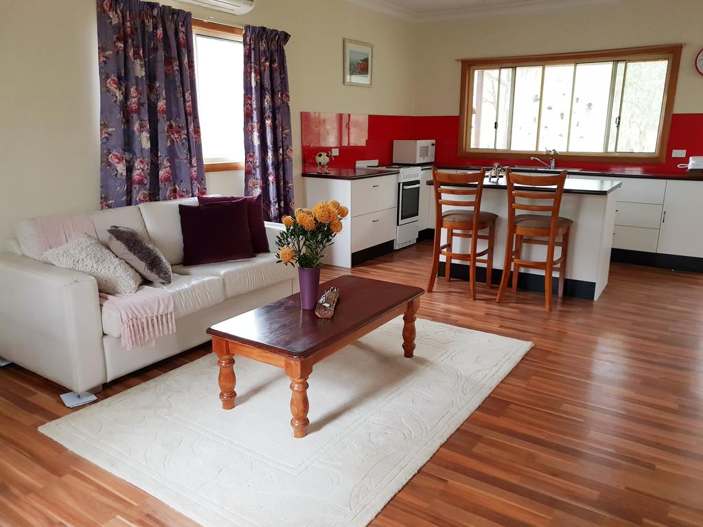 Greta Main NSW Accommodation Adelaide