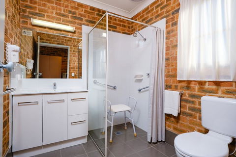 Lydoun Motel - Accommodation Adelaide 1