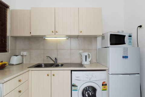 M104 Central Location In Free Transit Zone - Accommodation Adelaide 3