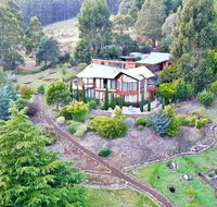MAGICAL MOUNTAIN RETREAT - 20 mins to CBD and only 10 to MONA - Accommodation Adelaide