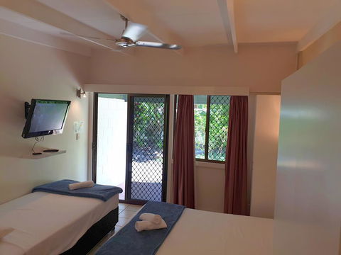 Magnetic Island Resort, Sleeps 3, Free WIFI - Accommodation Adelaide 0