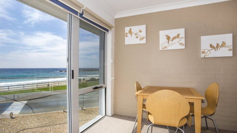 Mariners 4 - Mollymook - Accommodation Adelaide 1