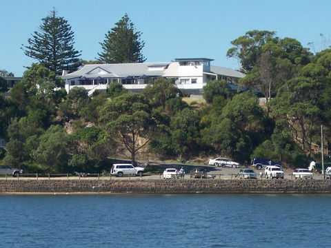 Marlo Hotel - Accommodation Adelaide 0