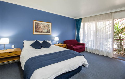 MAS Country Riverboat Lodge Motor Inn - Accommodation Adelaide 1