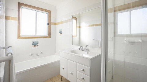 Matron Porter Dr 149 - Accommodation Adelaide 1