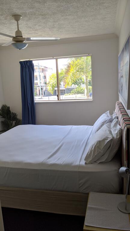 Mermaid Beach Apartment - Accommodation Adelaide 1