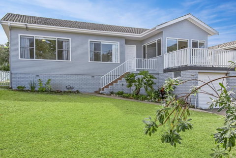 Mitchell Pde 71 Mollymook - Accommodation Adelaide 2