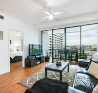 Modern 2 Bedroom River View Apartment in Docklands - Accommodation Adelaide