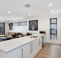 Modern Luxury at Christies Beach - Accommodation Adelaide