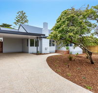 Molly's Beach House - Accommodation Adelaide