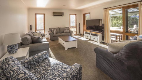 Mollymook Fantastic Holiday House - Accommodation Adelaide 1