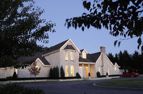 Montfort Manor - Accommodation Adelaide 2