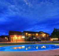 Motel Meneres - Accommodation Adelaide