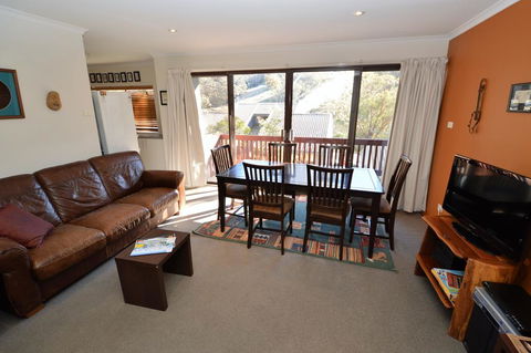 Mowamba D2 - Accommodation Adelaide 0