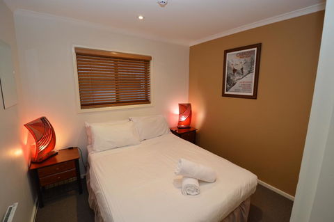 Mowamba D2 - Accommodation Adelaide 3