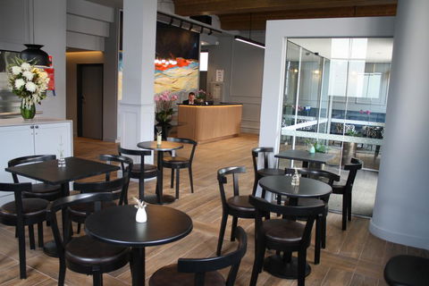Mrs Banks Hotel - Accommodation Adelaide 2