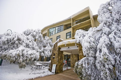 Mt Buller Chalet Hotel & Suites - Accommodation Adelaide 0