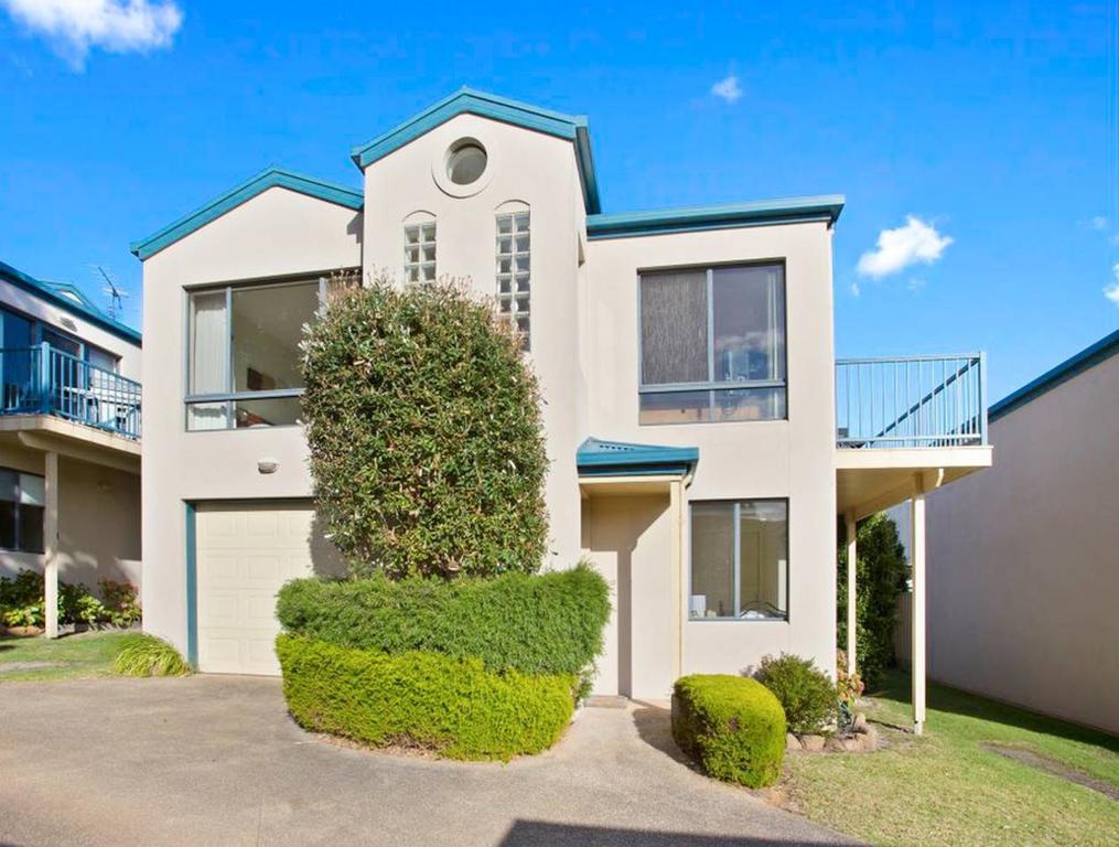 Apollo Bay VIC Accommodation Adelaide