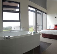 Cosy Corner Sea View Apartments - Accommodation Adelaide