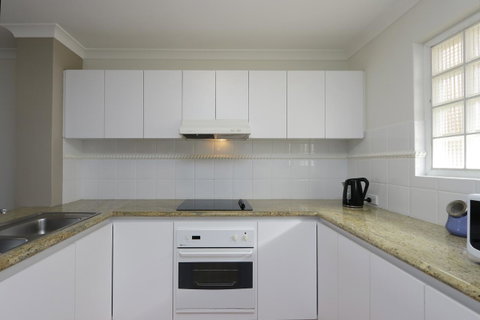 Hillarys Marina Apartment - Accommodation Adelaide 14