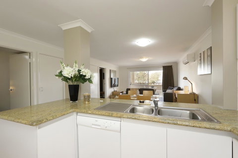 Hillarys Marina Apartment - Accommodation Adelaide 12