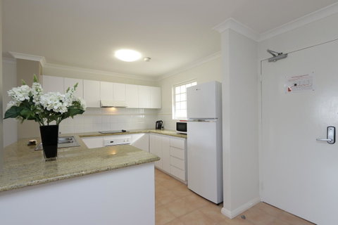 Hillarys Marina Apartment - Accommodation Adelaide 15
